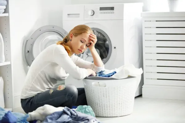 Laundrykhalas How Often Should You Wash Clothes, Bedding, and Towels in the UAE Climate?